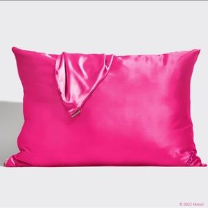 Barbie x Kitsch | Pink Iconic Satin Pillowcase